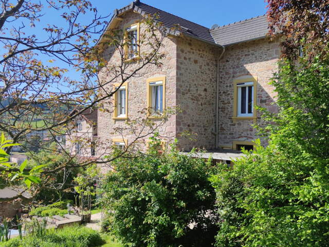 Maison 8 pièces 168 m² à Charlieu — photo du bien