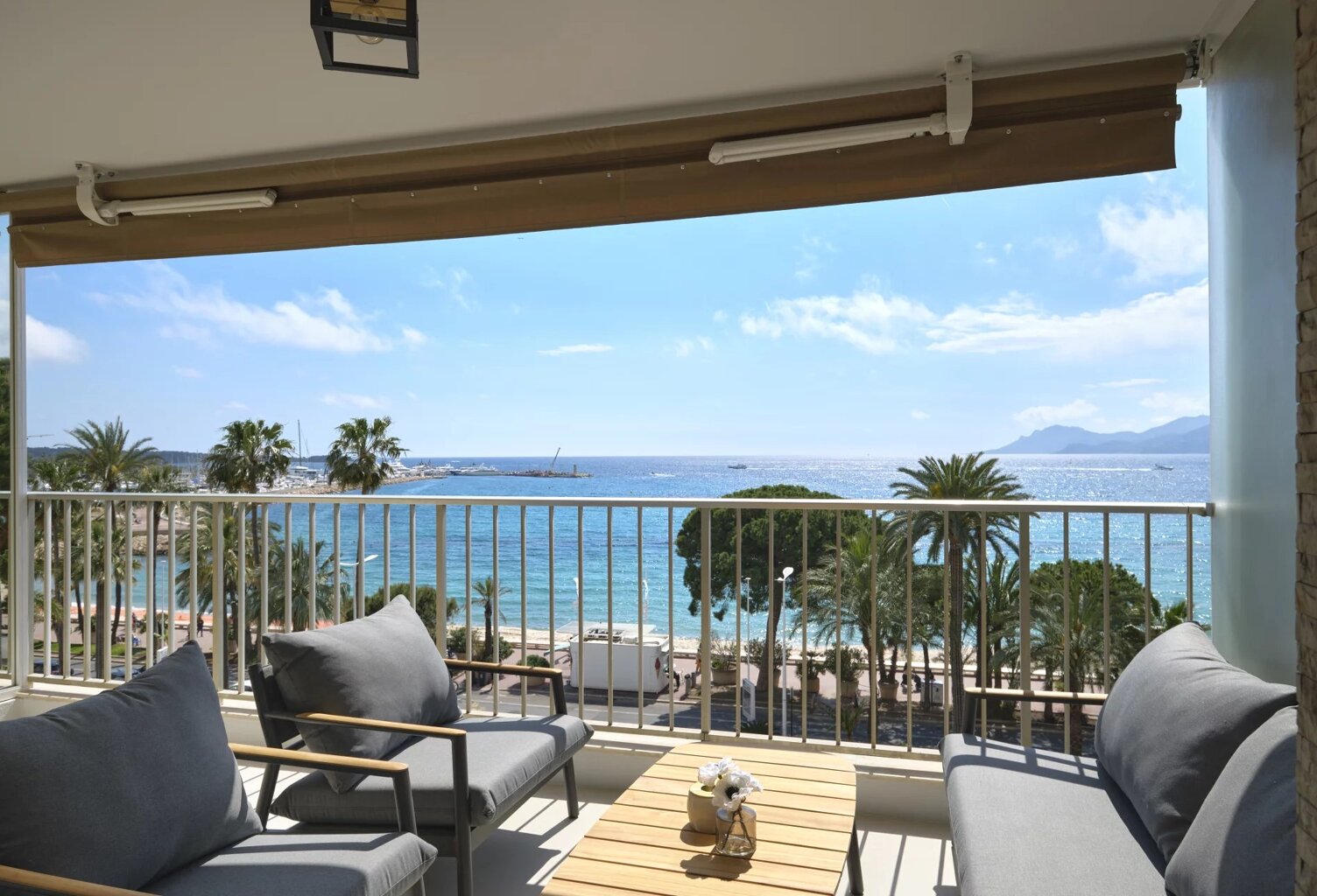 CANNES - CROISETTE - VUE MER — photo 1