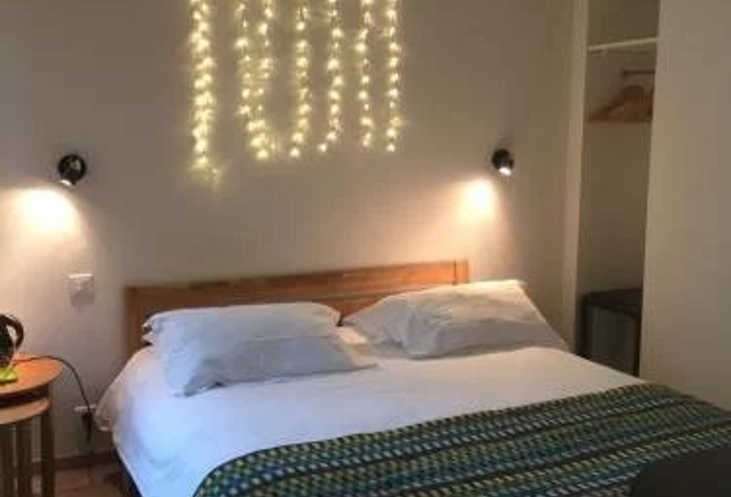 Murs  et fond HOTEL NICE MUSICIENS — photo 1