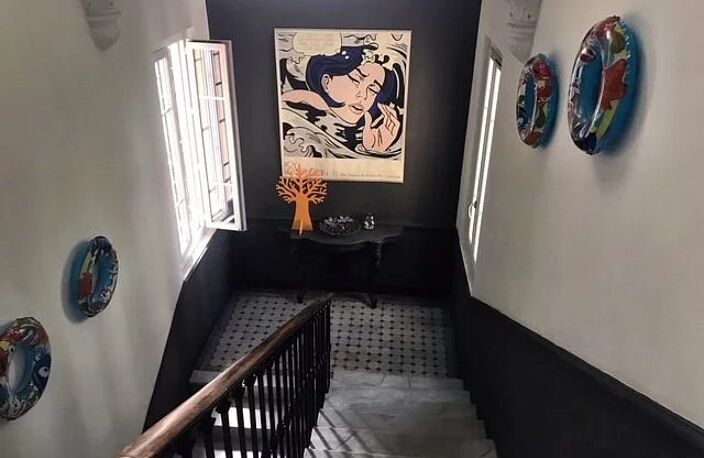 À Vendre : Murs Hôteliers Libres à Nice – — photo 4