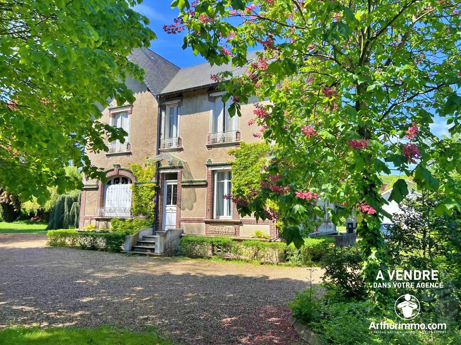 Maison 7 pièces 180 m² · à Marcilly-sur-Eure · 180 m² · 520 000 €