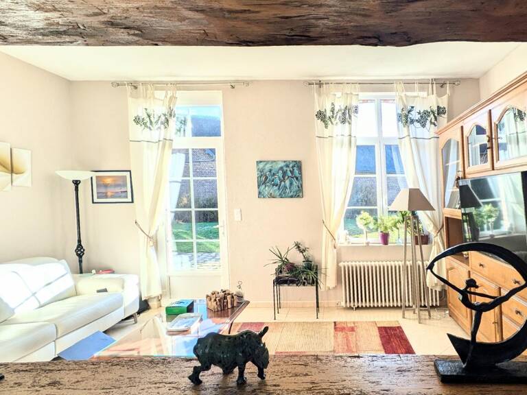 Corps de ferme 199 m² avec dépendance et boxe à chevaux — photo 1
