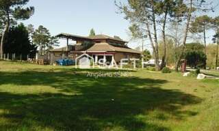 Commerce  320 m² à vendre à Montendre (17130)