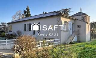 Maison 10 Pièces 240 m² à vendre à Fontenay-le-Comte (85200)