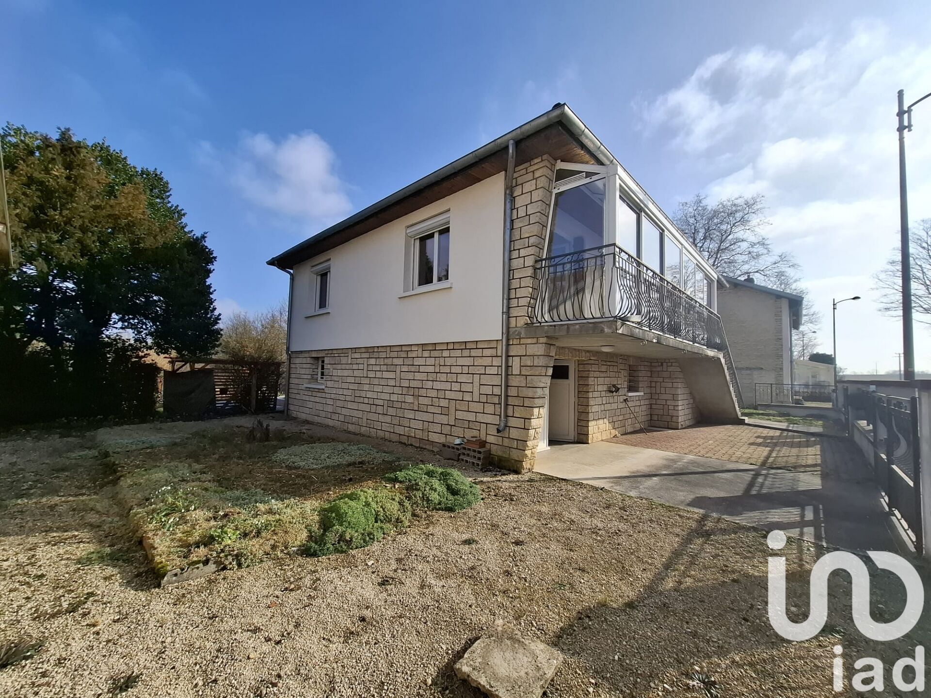 Montigny-Sur-Aube - 96m² - 4p. - 3ch.