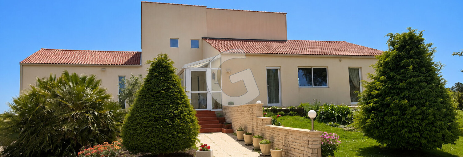Maison 5 Pièces 297 m² à vendre à La Jonchère (85540)