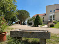 MAISON 5 PIECES 297M² A VENDRE LA JONCHERE — photo 4