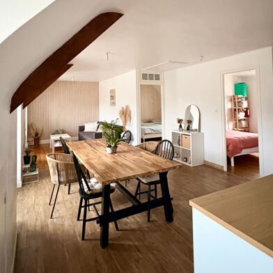 Appartement 3 pièces 700 €