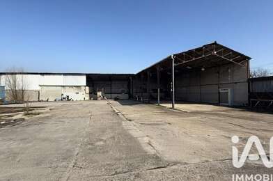 Terrain  585000 €