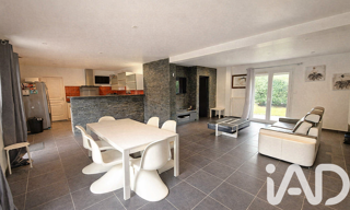 Maison 8 Pièces 160 m² à vendre à Mandres-les-Roses (94520)