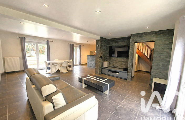 Vente Maison/villa 8 pièces — photo 3