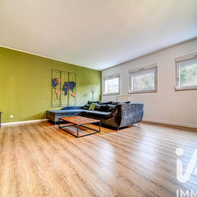 Appartement 4 pièces 162000 €