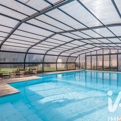 Maison 16 pièces 708000 €