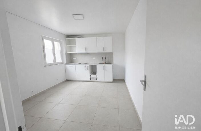 Vente Murs commerciaux 900 m&sup2; — photo 4
