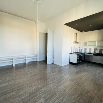 Appartement 3 pièces 130000 €