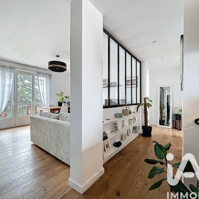 Appartement 4 pièces 329900 €