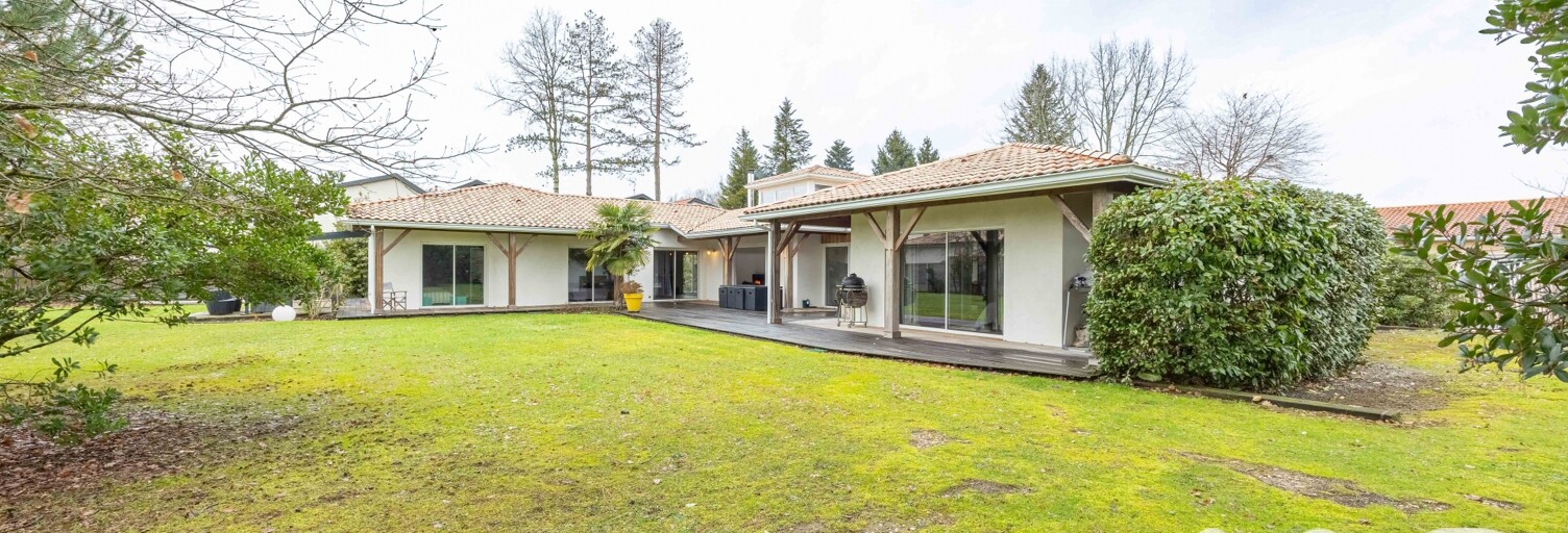 Maison 7 Pièces 230 m² à vendre à Blanquefort (33290)