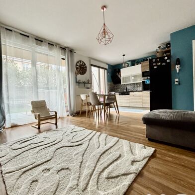 Appartement 3 pièces 235000 €