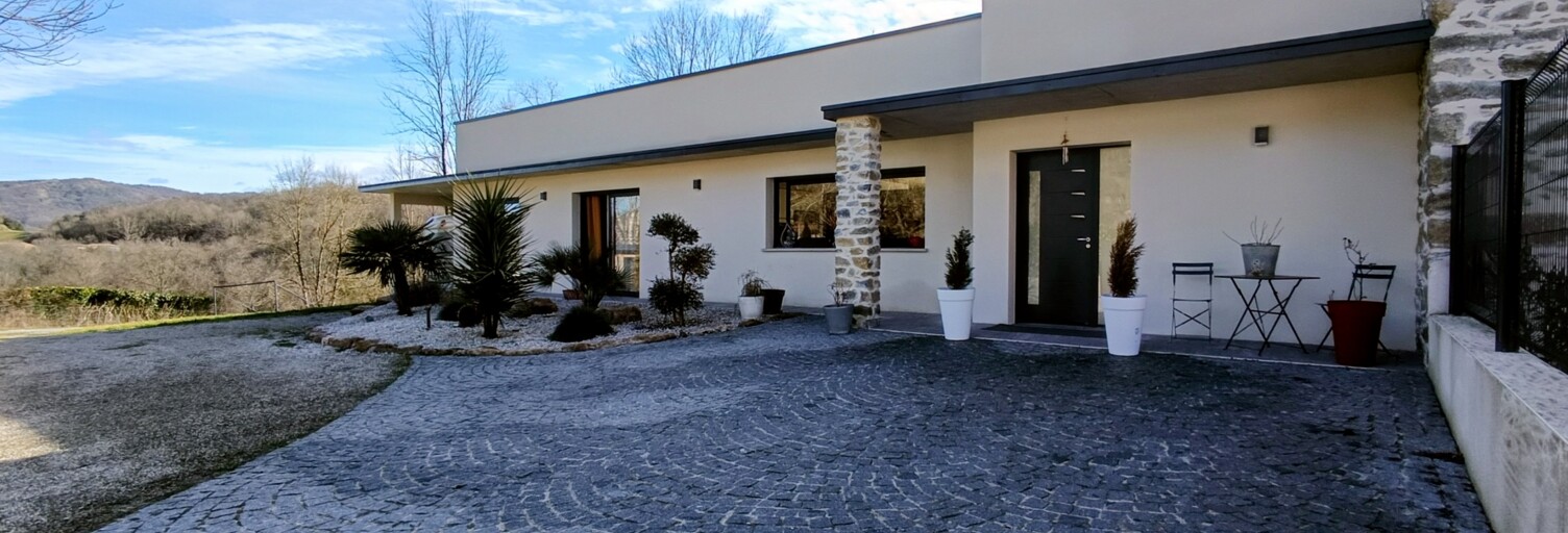 Maison 4 Pièces 180 m² à vendre à Crampagna (09120)