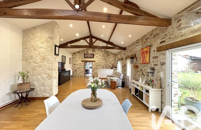 Vente Maison/villa 8 pièces — photo 3