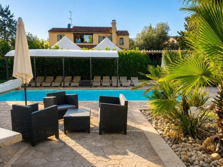Vente Murs commerciaux 880 m&sup2; — photo 1
