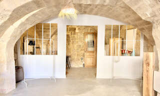 Commerce  150 m² à vendre à Uzès (30700)