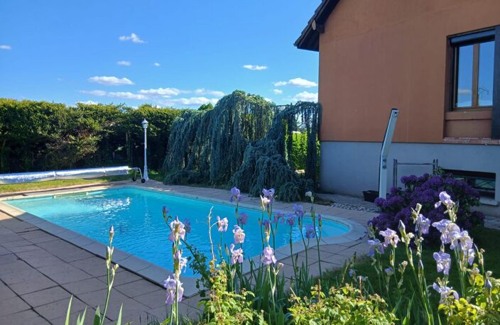 Vente maison 10 pièces 155 m² Roppe (90380) — photo 2