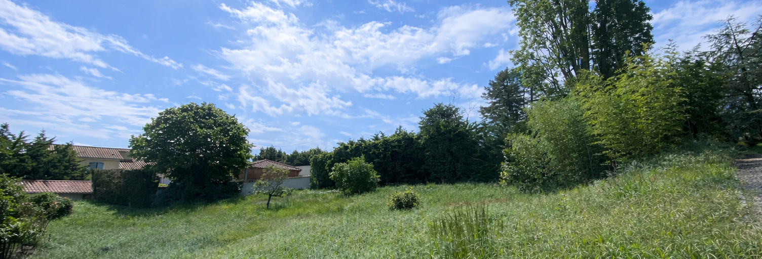 Terrain  300 m² à vendre à La Tour-de-Salvagny (69890)