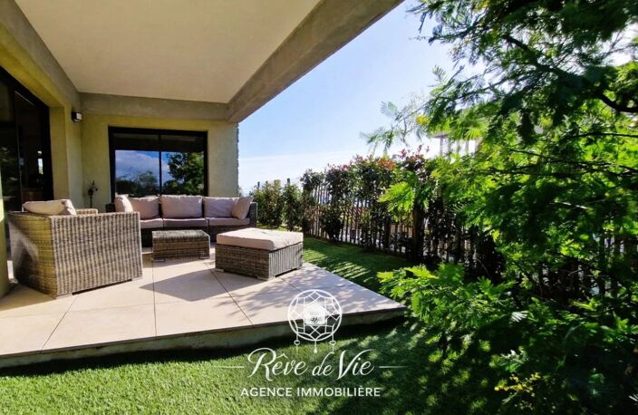 3 PIÈCES DANS UNE RÉSIDENCE PRISÉE AVEC PISCINE — photo 5