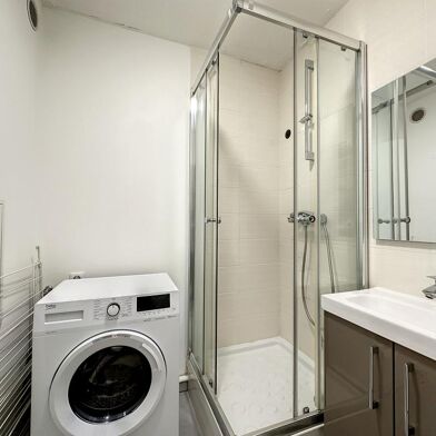 Appartement 1 pièces 866 €