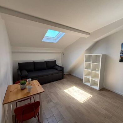 Appartement 1 pièces 734 €