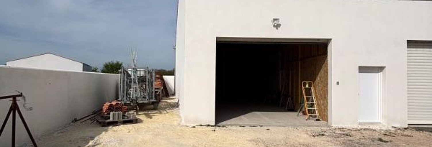 Local industriel  80 m² à louer à Saint-Georges-d'Oléron (17190)