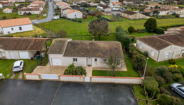 Villa / Maison 4 pièces  à vendre Saint-Savinien 17350