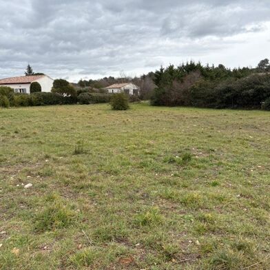 Terrain  195000 €