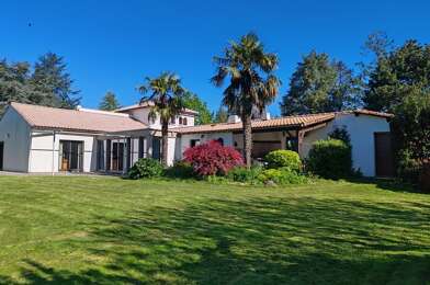 Maison 12 pièces 594736 €