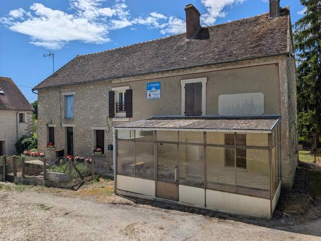 Ensemble immobilier de 2 maisons accolées sur plus de 900 m² à Provins même — photo du bien