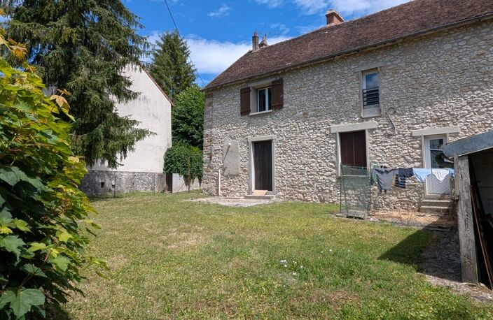 Ensemble immobilier de 2 maisons accolées sur plus de 900 m² à Provins même — photo 2