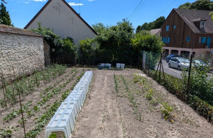 Ensemble immobilier de 2 maisons accolées sur plus de 900 m² à Provins même — photo 3