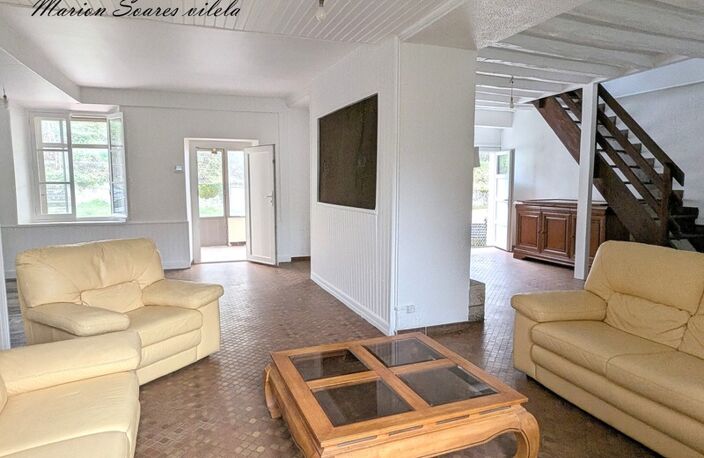 Ensemble immobilier de 2 maisons accolées sur plus de 900 m² à Provins même — photo 4