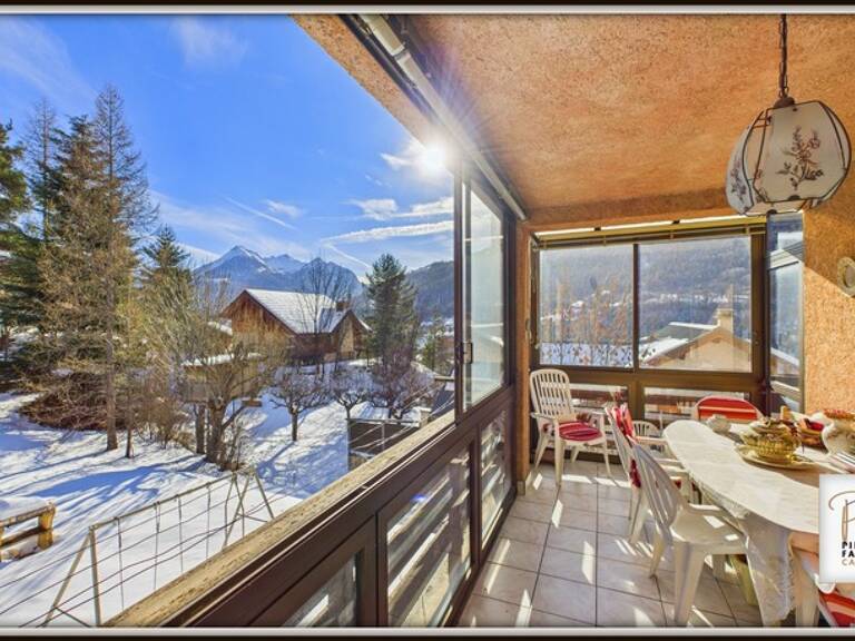 Briançon , Maison unique 183m², 5 ch + Terrain constructible 690m² — photo 1