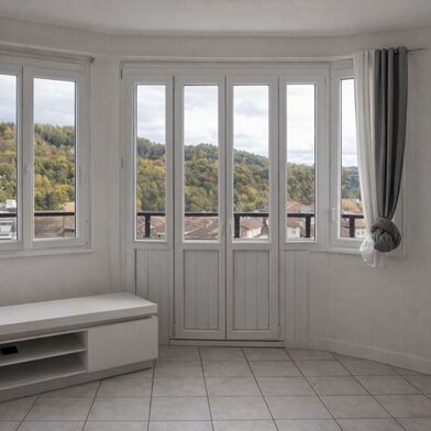 Appartement 5 pièces 193000 €