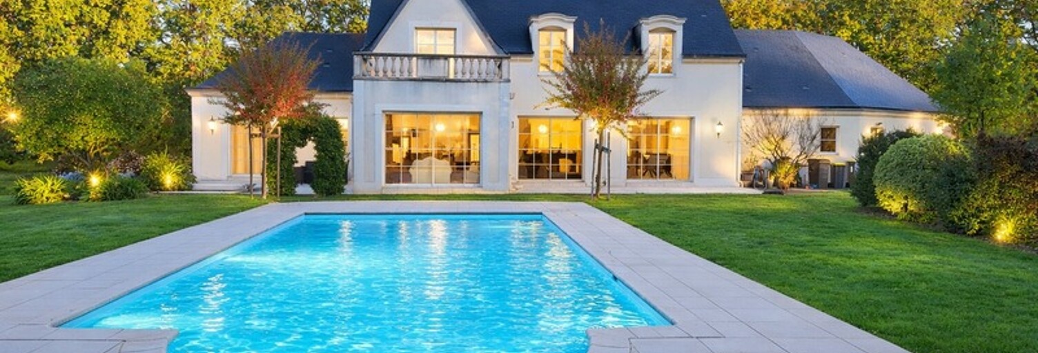 Maison 9 Pièces 216 m² à vendre à Laval (53000)