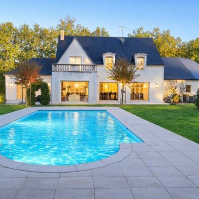 Maison 9 pièces 780000 €