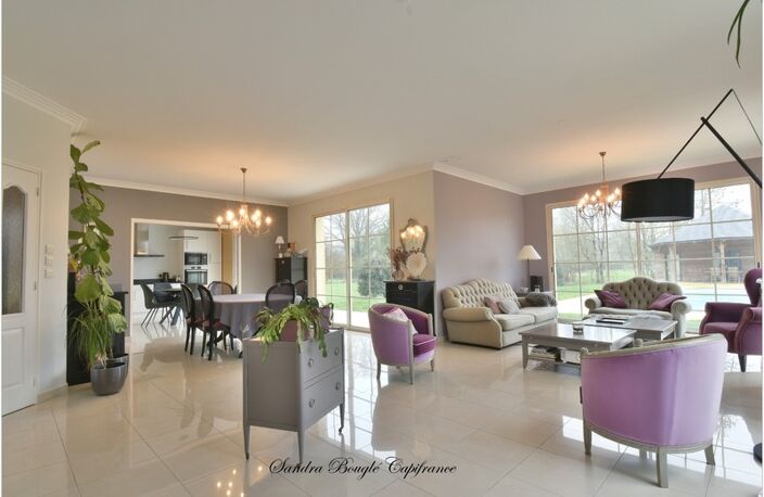 Maison à vendre 9 pièces  avec 5 chambres à LAVAL (53) — photo 4