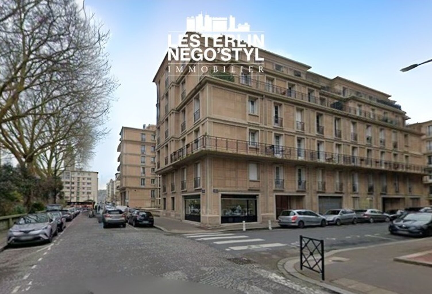 SQUARE SAINT ROCH — photo 1