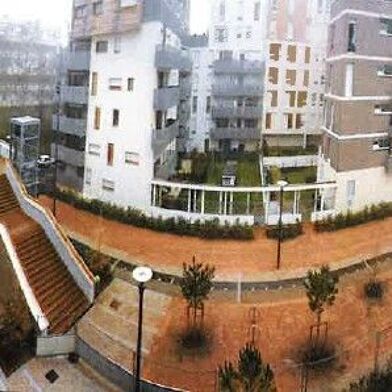 Appartement 2 pièces 806 €