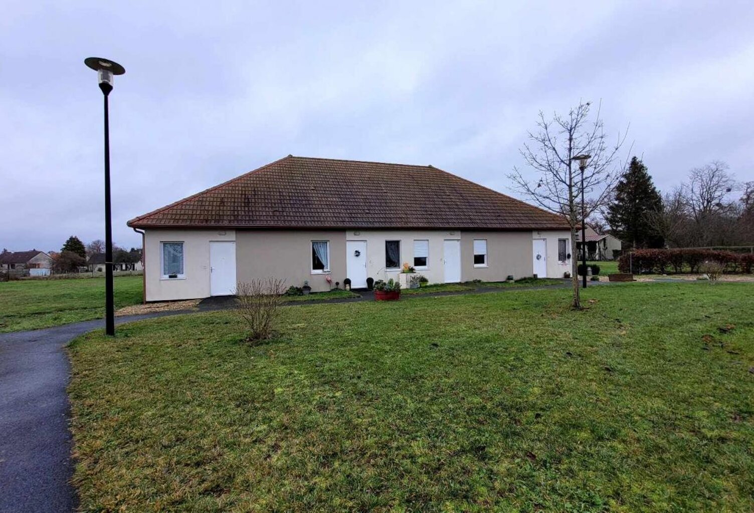 Appartement dans résidence séniors — photo 1