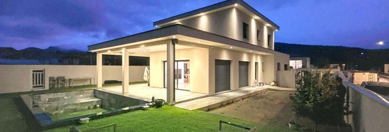 Maison 6 Pièces 180 m² à vendre à Montpeyroux (34150)