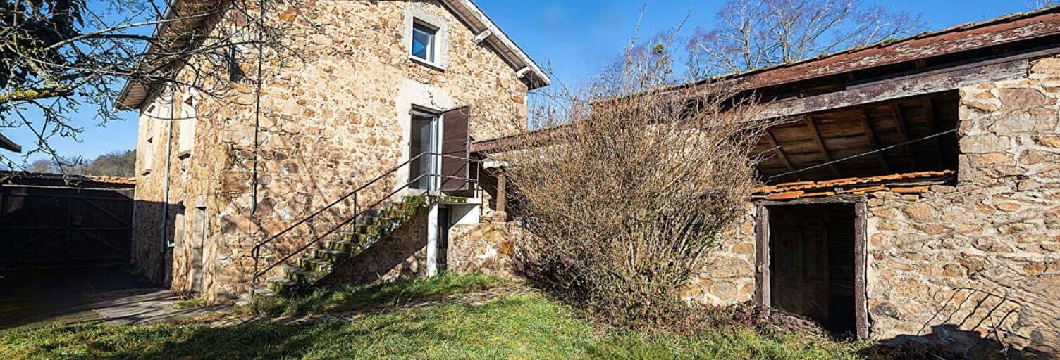 Maison 4 Pièces 150 m² à vendre à Longessaigne (69770)