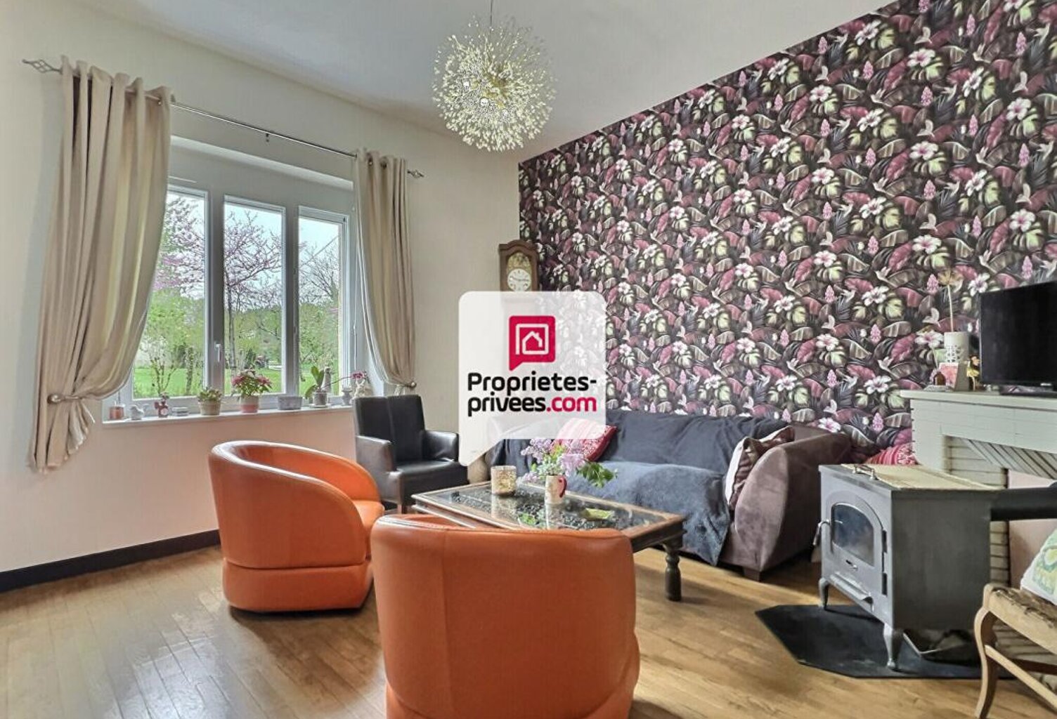 Maison de bourg T5/6 entièrement rénovée avec 4 ch. et jardin près de sa rivière sur ST-PIERRE-DE-COLE (24800) — photo 1